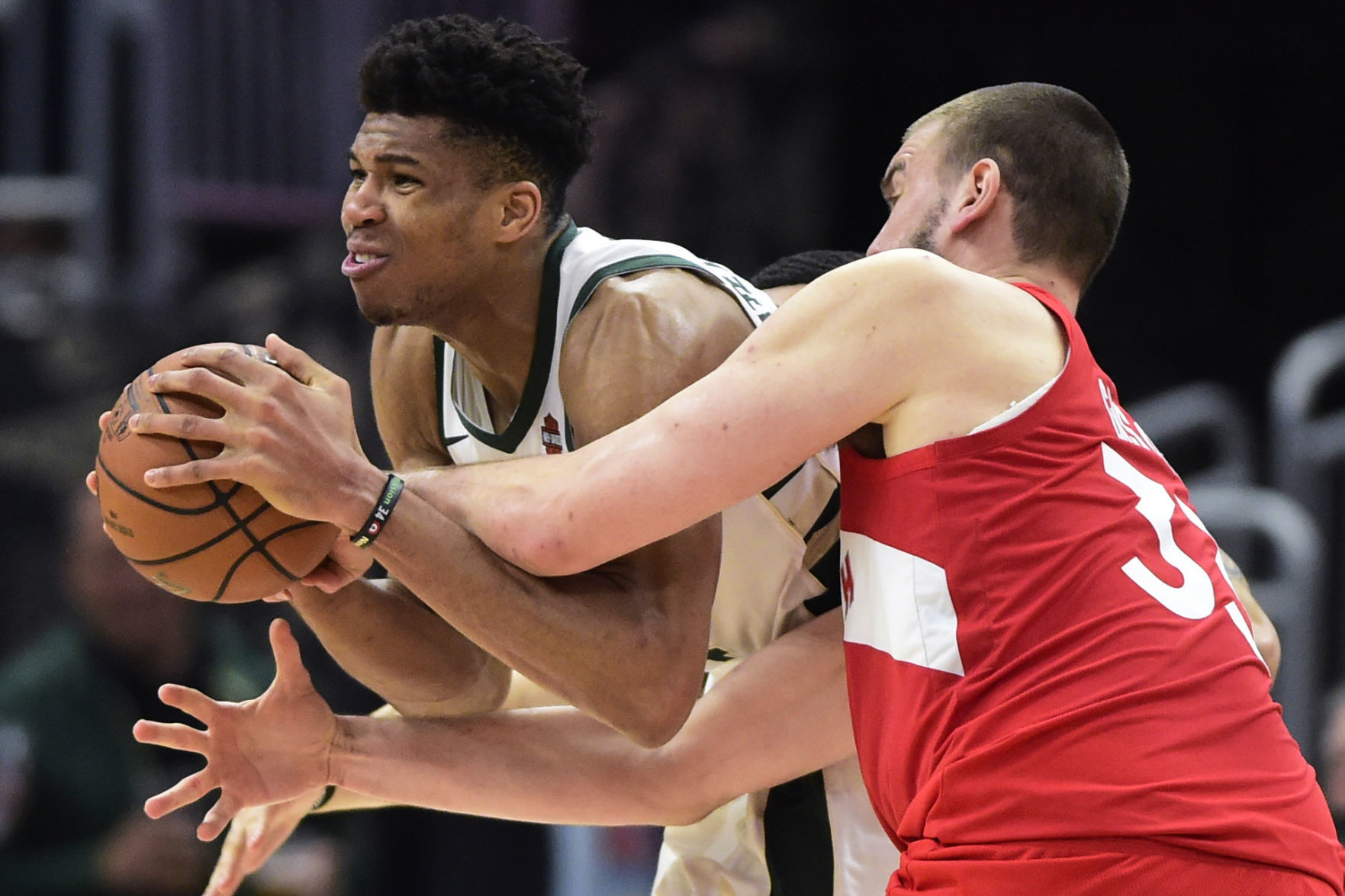 Raptors 105, Bucks 99